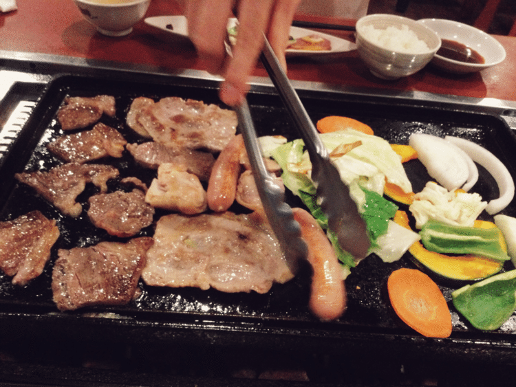 今日は那須。焼肉ごはん。美味しい〜。最高〜。旅行って良いわ〜。