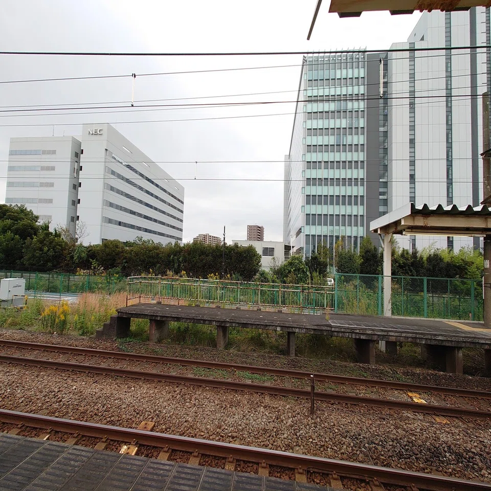 横須賀線で乗り換えをしてみました。｜day trip lover