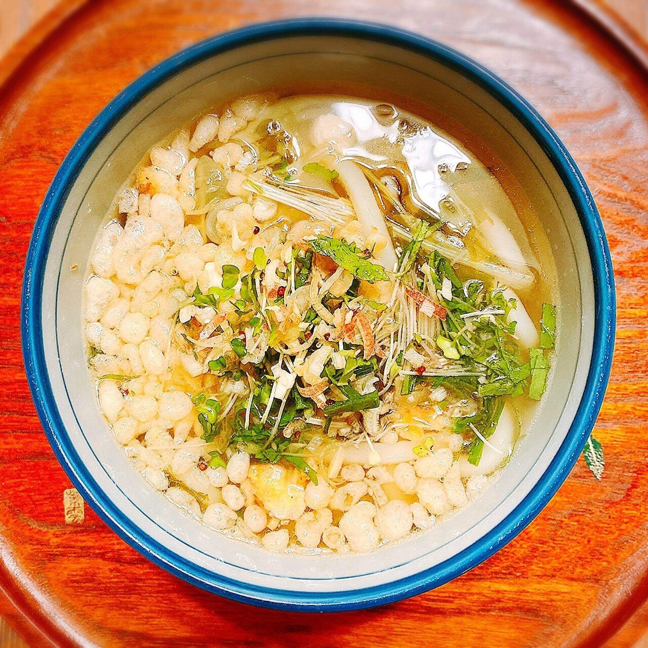 おはようございます 昨日の晩御飯はおうどん 今日は雨で肌寒いですが 温かくしてお過ごしください 良い休日を おうちごはん 晩御飯 うどん あったか Nanamaro Note