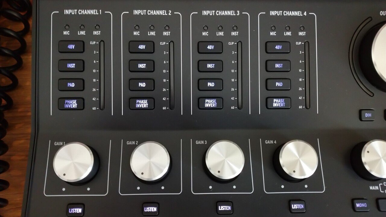 ARTURIA AUDIOFUSE オーディオインターフェイス Amazon.co.jp: ARTURIA 多機能 デスクトップ オーディオ