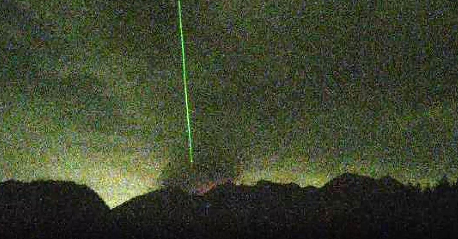 緑色のレーザー光線 夜の桜島に光る緑色のレーザー光線の正体とは？｜桜島ミュージアム