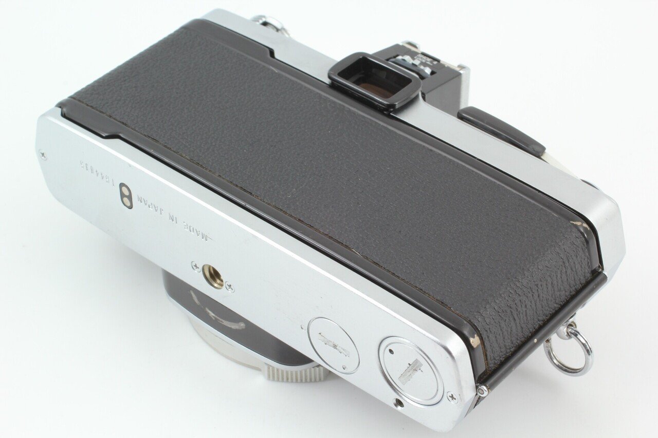 Olympus OM-1の分解｜フィルムカメラ修理のアクアカメラ