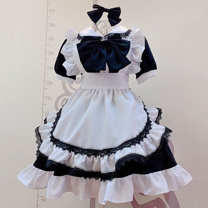 メイド服 白と黒 フリル付き メイド服 白と黒 フリル付き
