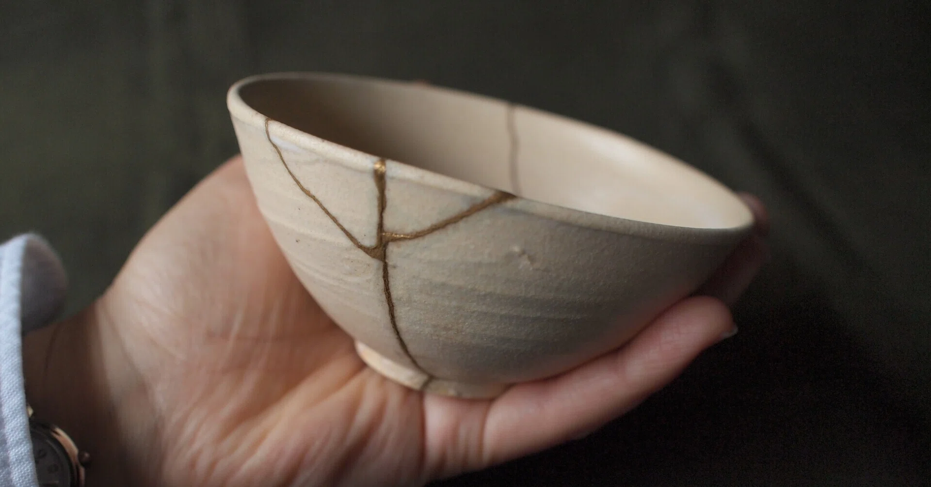 お気に入りコーヒーカップに金継ぎ｜ゆうさい