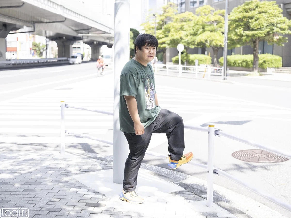 ラランド「今は振り返れない」快進撃の始まった初舞台|お笑い芸人インタビュー<First Stage>#6(前編)|logirl (ロガール)