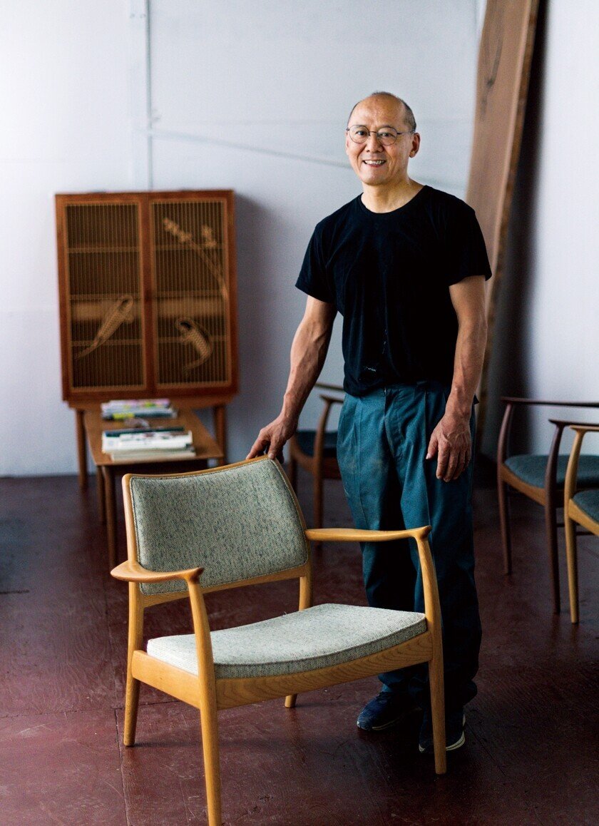 椅子①   手作り、漆仕上げ　家具職人 飛騨高山の木匠・川上博一さんが「カンマ1ミリ」までこだわり作った