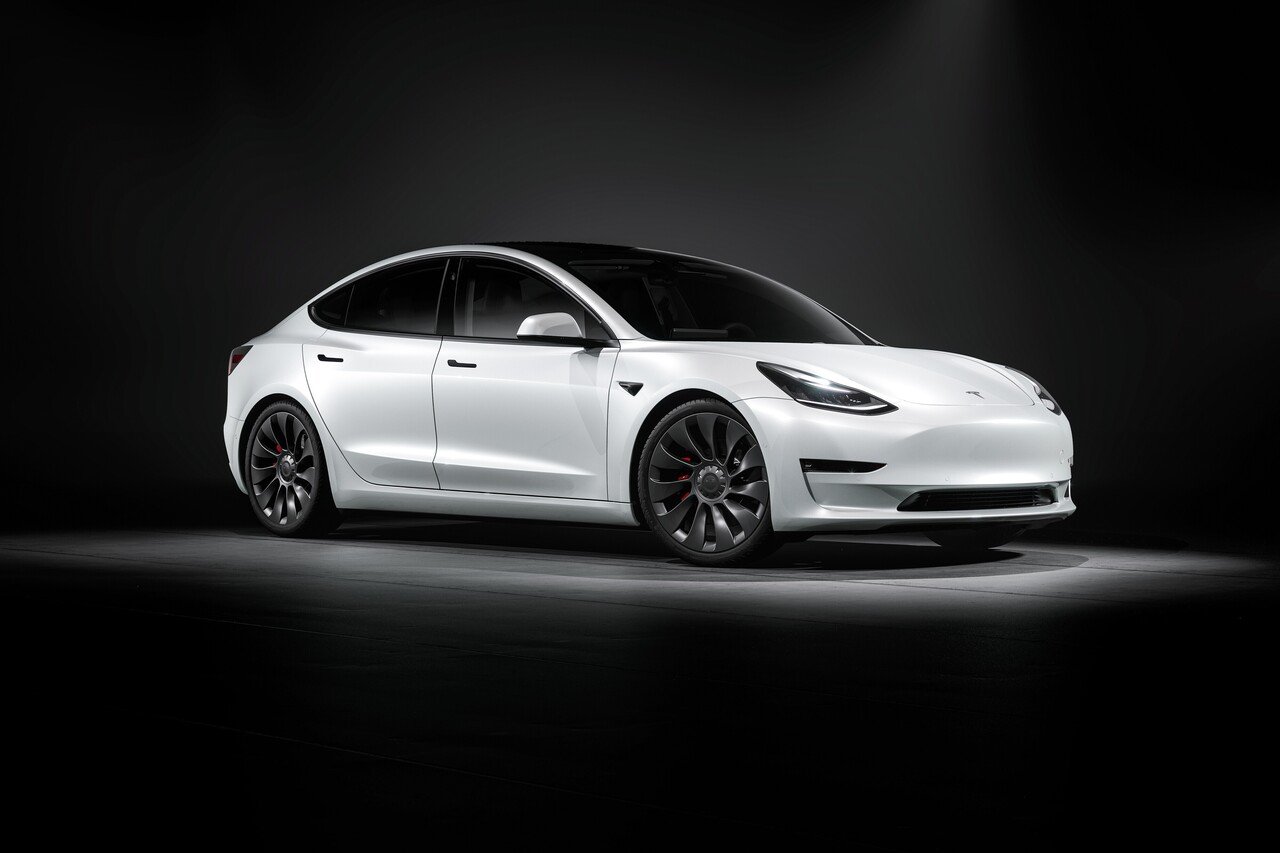 Tesla】モデル3の見積もり公開！補助金＆免税＆特典でコスパ最強 
