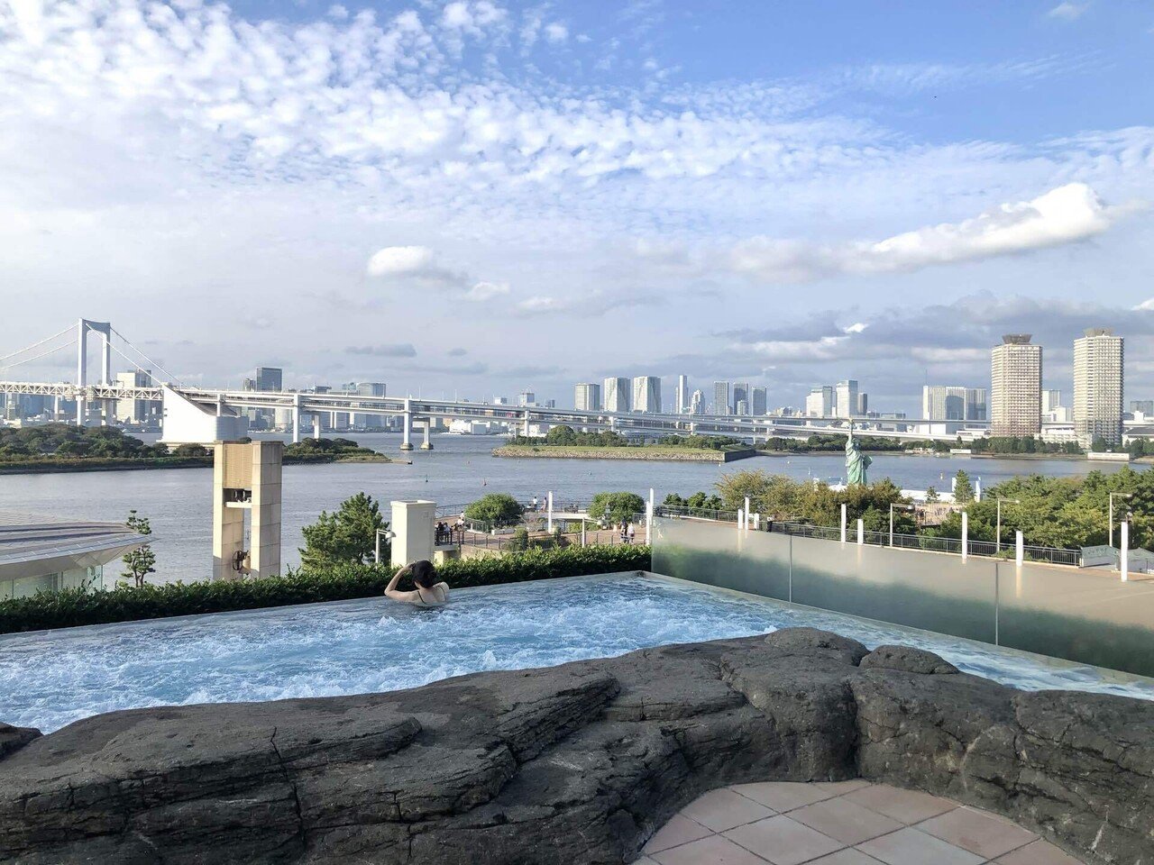 ヒルトン東京お台場 の絶景温水プール 庵スパ Tokyo が穴場 Miho Note ヒルトン東京お台場 の絶景温水プール 庵スパ Tokyo が穴場 Miho Note