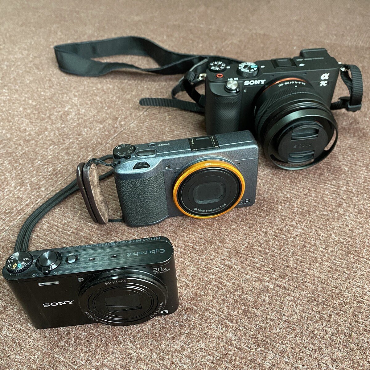 ソコタノ日記:GRⅢとα7Cを使うようになって、古いコンデジDSC ソコタノ日記:GRⅢとα7Cを使うようになって、古いコンデジDSC