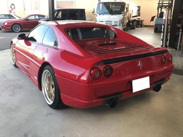 中々リアルなフェラーリレプリカの中古車あるで Noter好きな事 フォロバ100 Note
