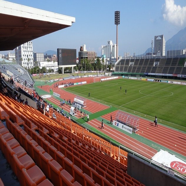 鹿児島県立鴨池陸上競技場 白波スタジアム からの眺め 赤星鷹 Note