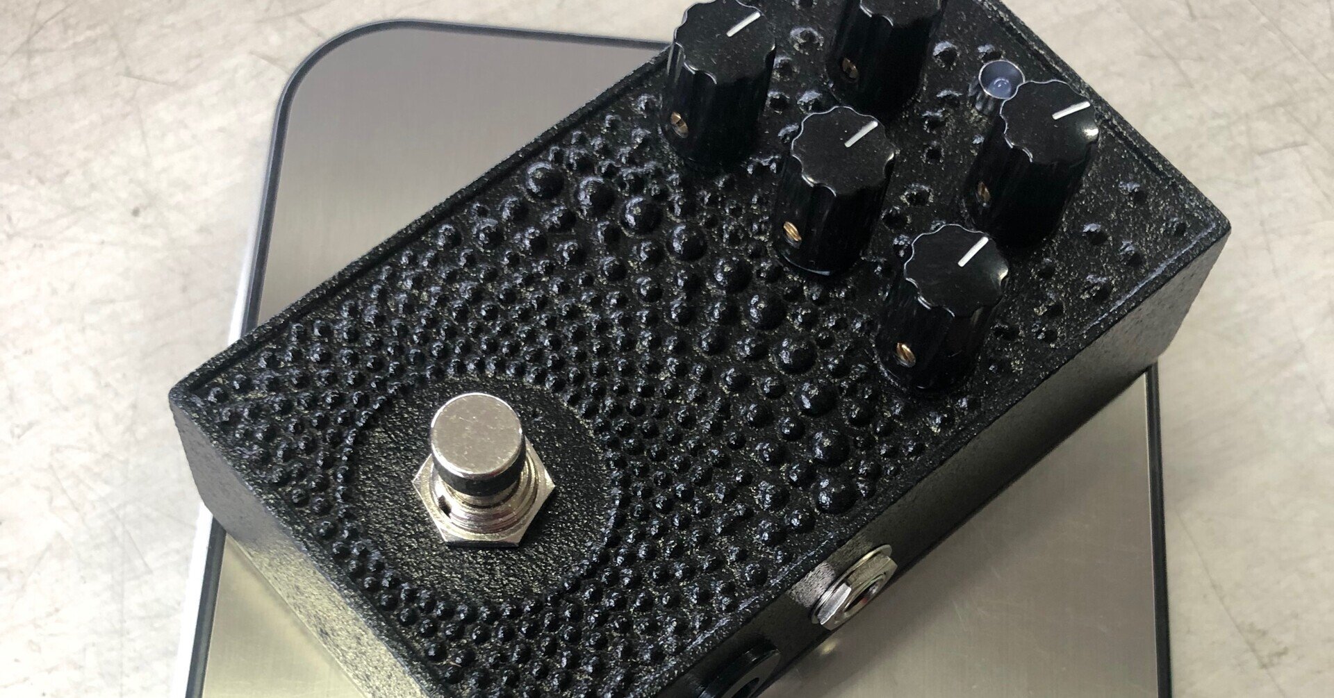 エフェクターの重さ｜kgr harmony