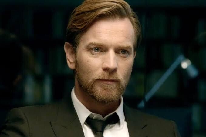 髭が似合う大物 ストレンジャー シングス のホッパー役にあの俳優がキャスティングされていた じきどらむ Note