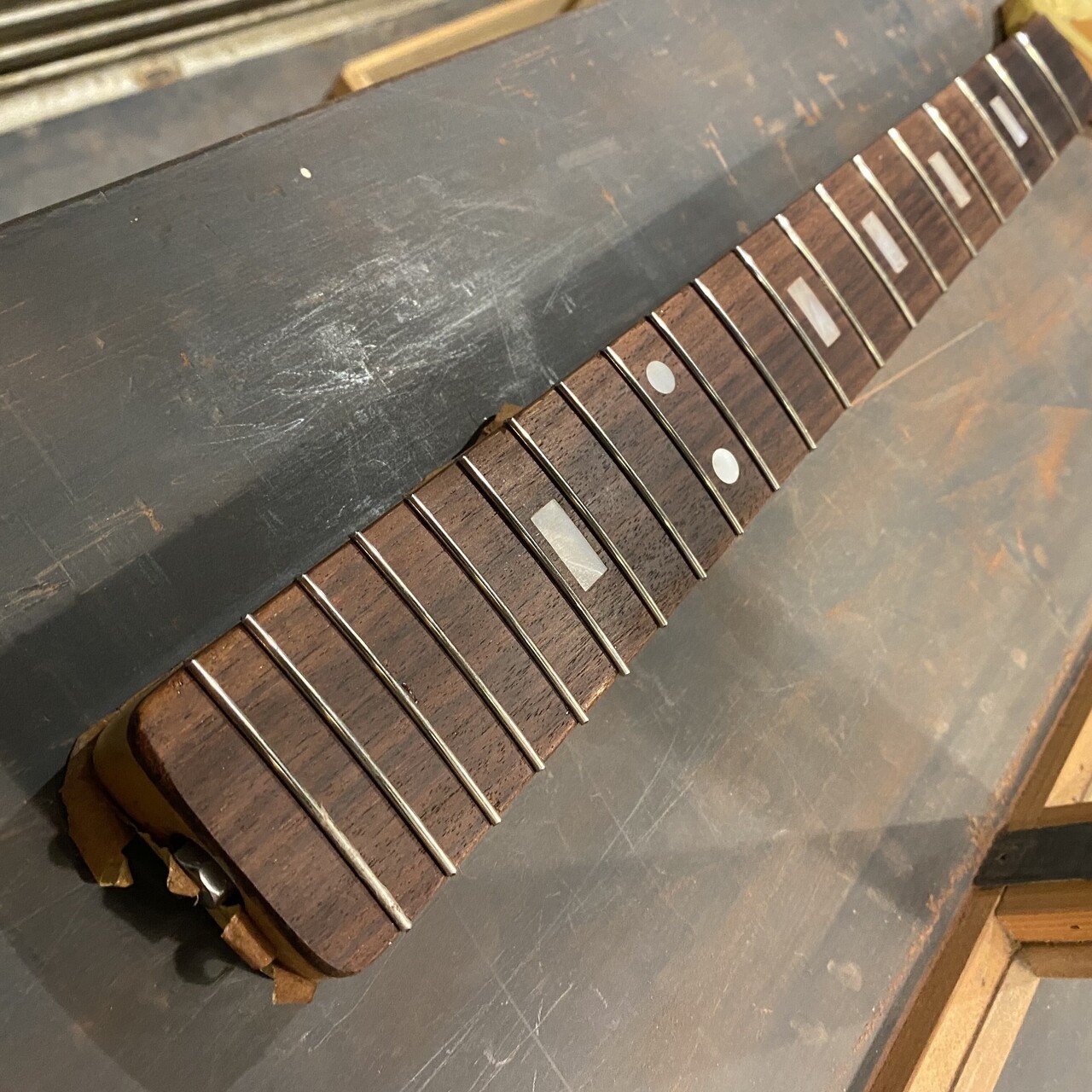 Guyatone LG-100TS ビザールギター調整｜Bridge Guitars