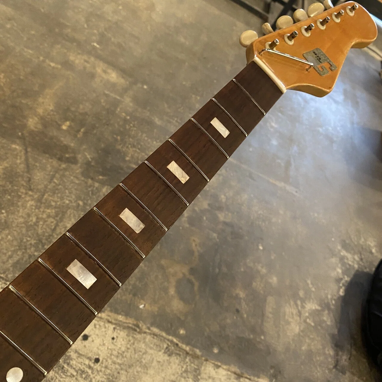Guyatone LG-100TS ビザールギター調整｜Bridge Guitars