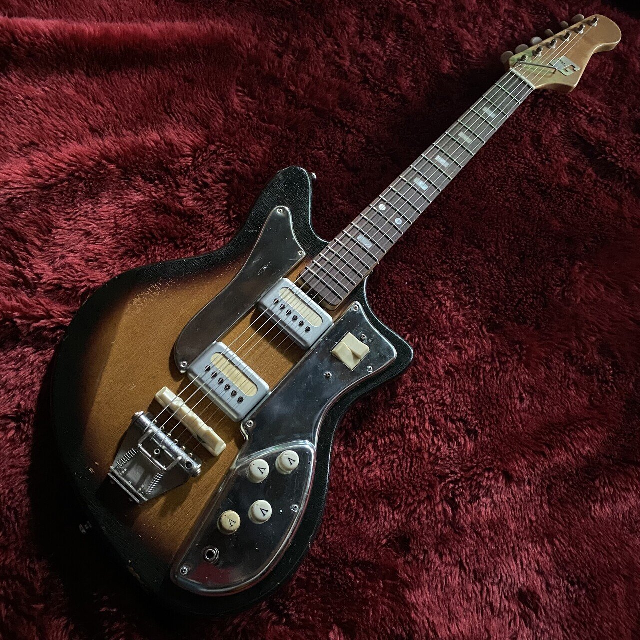 Guyatone LG-100TS ビザールギター調整｜Bridge Guitars