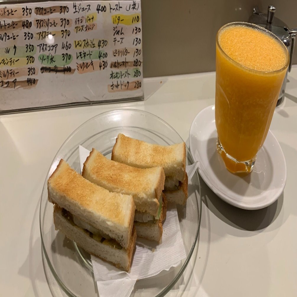 ペリカンのトーストと生ジュース 珈琲アロマ 浅草 ジョリオ Note
