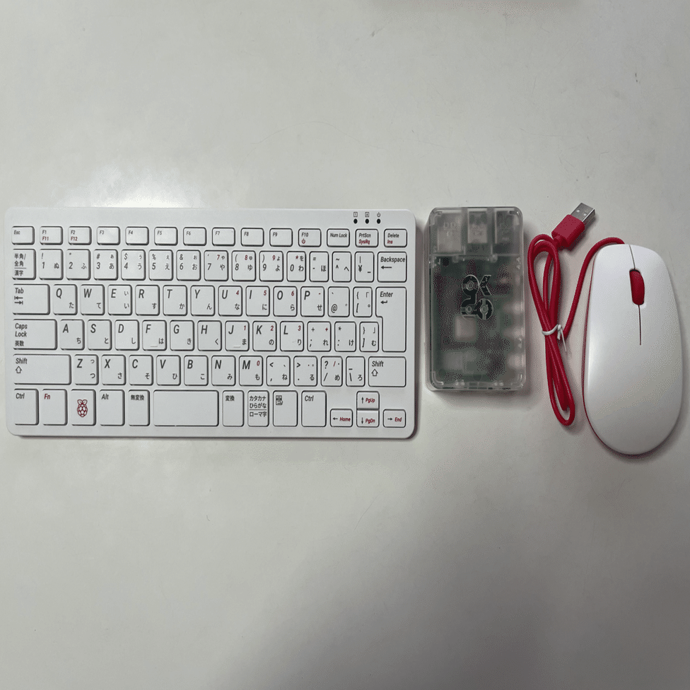 きたぞ「Raspberry Pi 400 日本版（日本語配列のキーボードを採用した