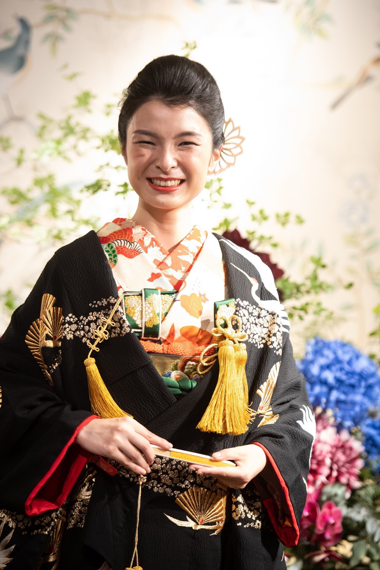 粋な黒金の色打掛です。美品です。粋な打掛です。ステキに