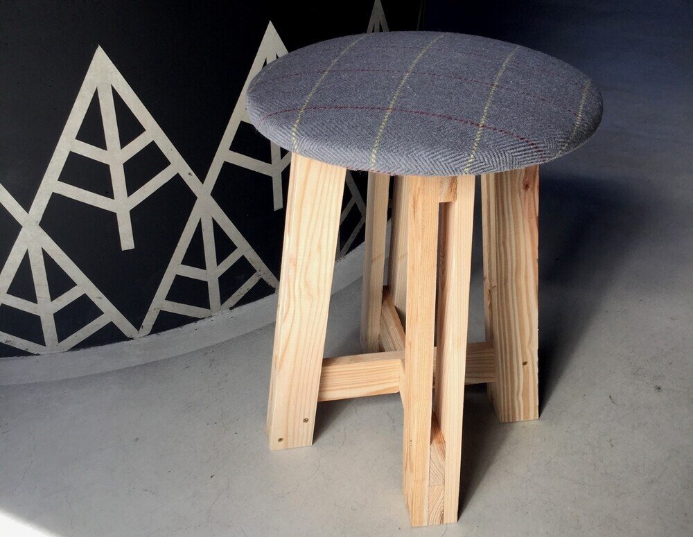 木工体験（日田ものスツール）｜日田ものづくり探検隊