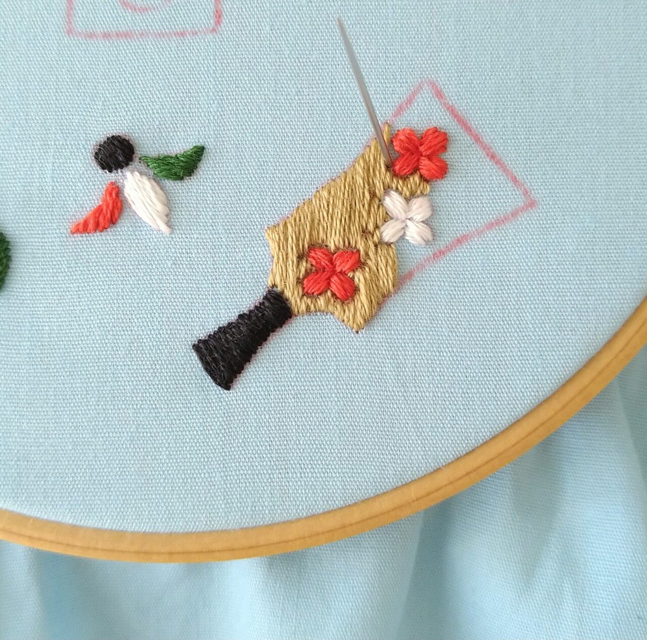 お正月の刺繍枠キットを作ろう🎍 ステップ12 〜羽子板の刺繍5