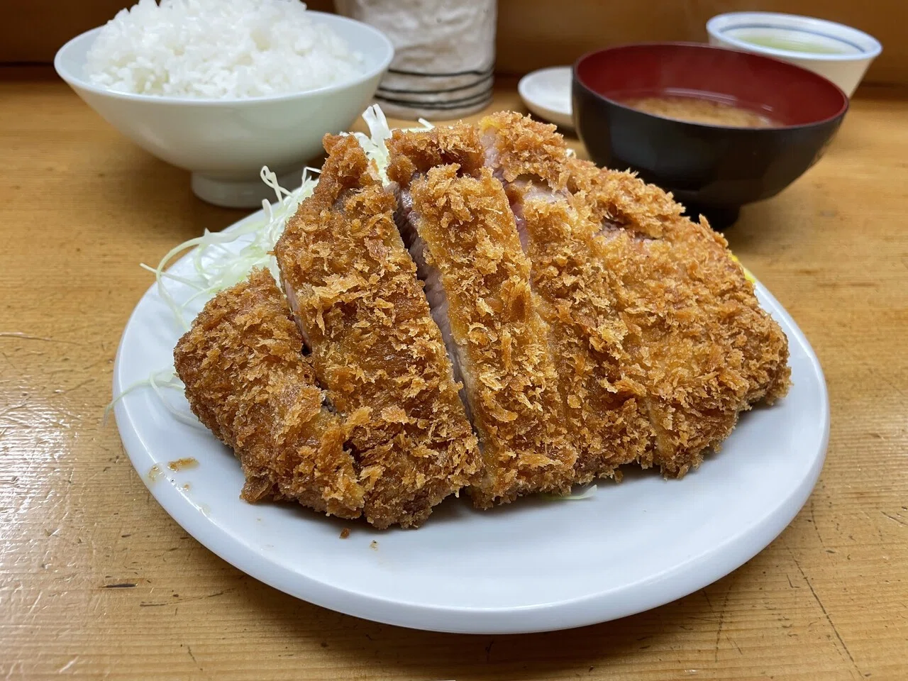 第27回】コスパがケタ違いのとんかつ屋さん｜yopparaideska