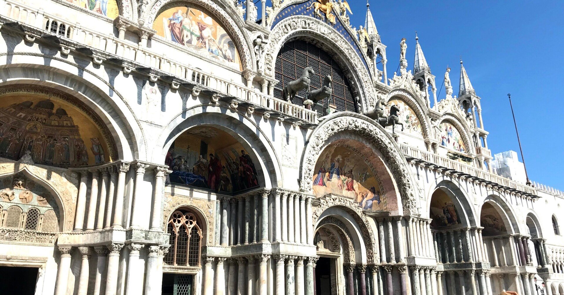 dc4b8bf39c402c2a5b7f58171bf1fa