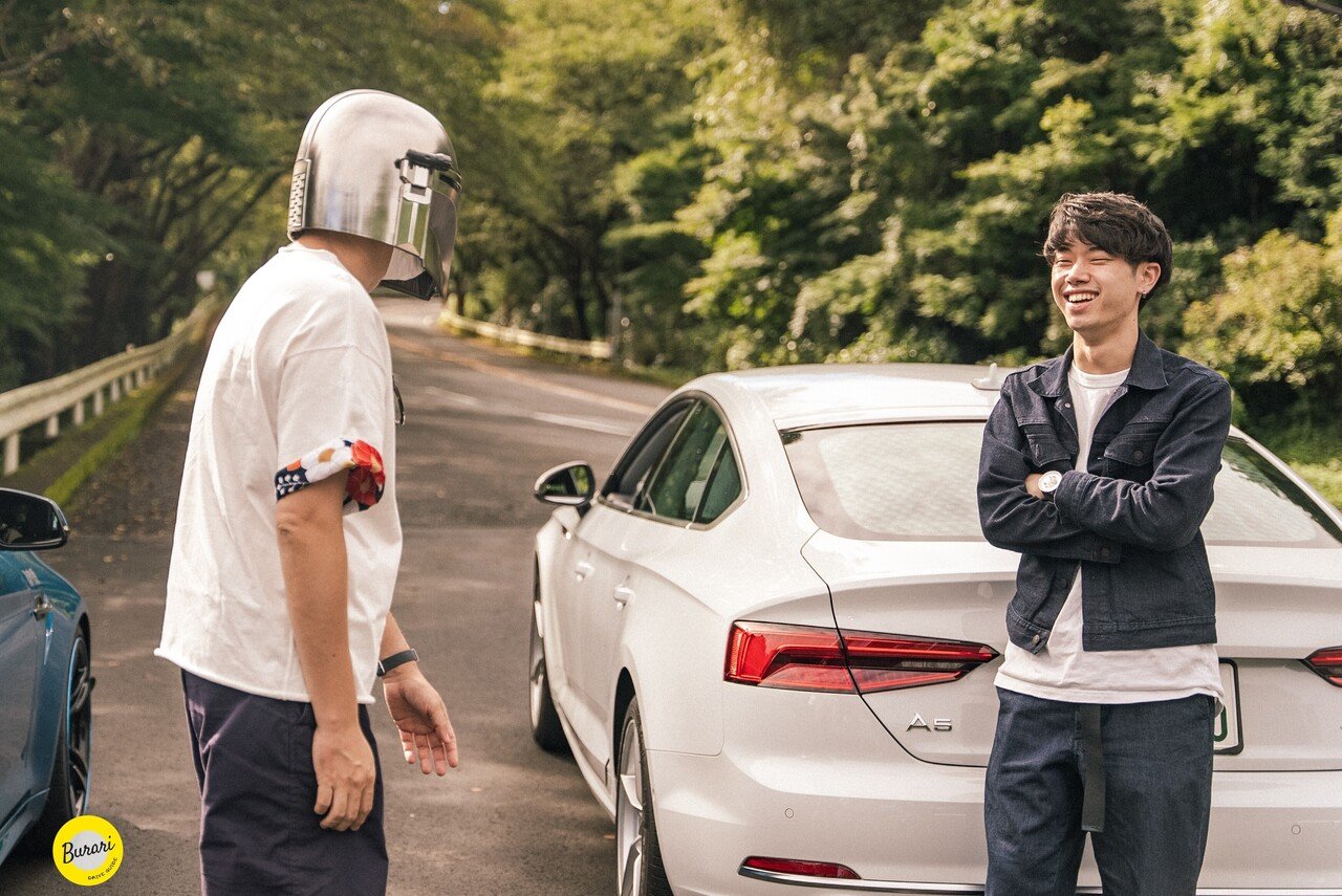 若者の車離れ だったら若きデザイナーつだしんをアウディに乗せてみた 対談前編 ぶらり ドライブガイド ぶらドラ Note