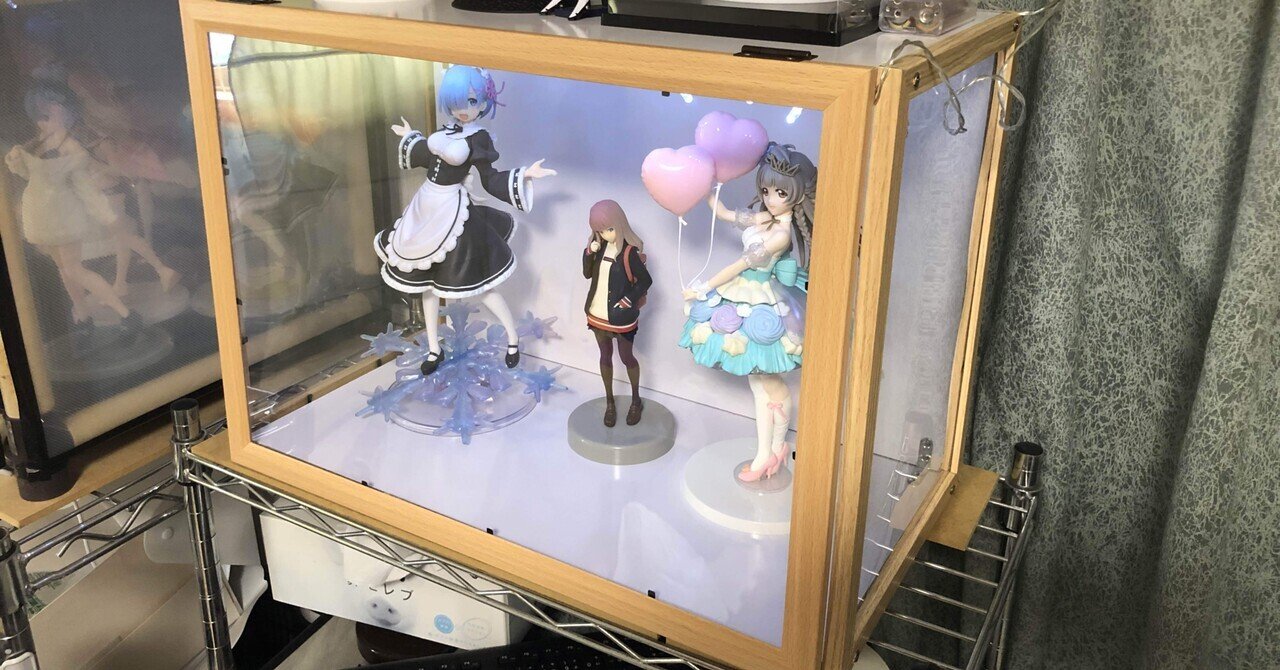 進撃の巨人 大型フィギュアケース 自作