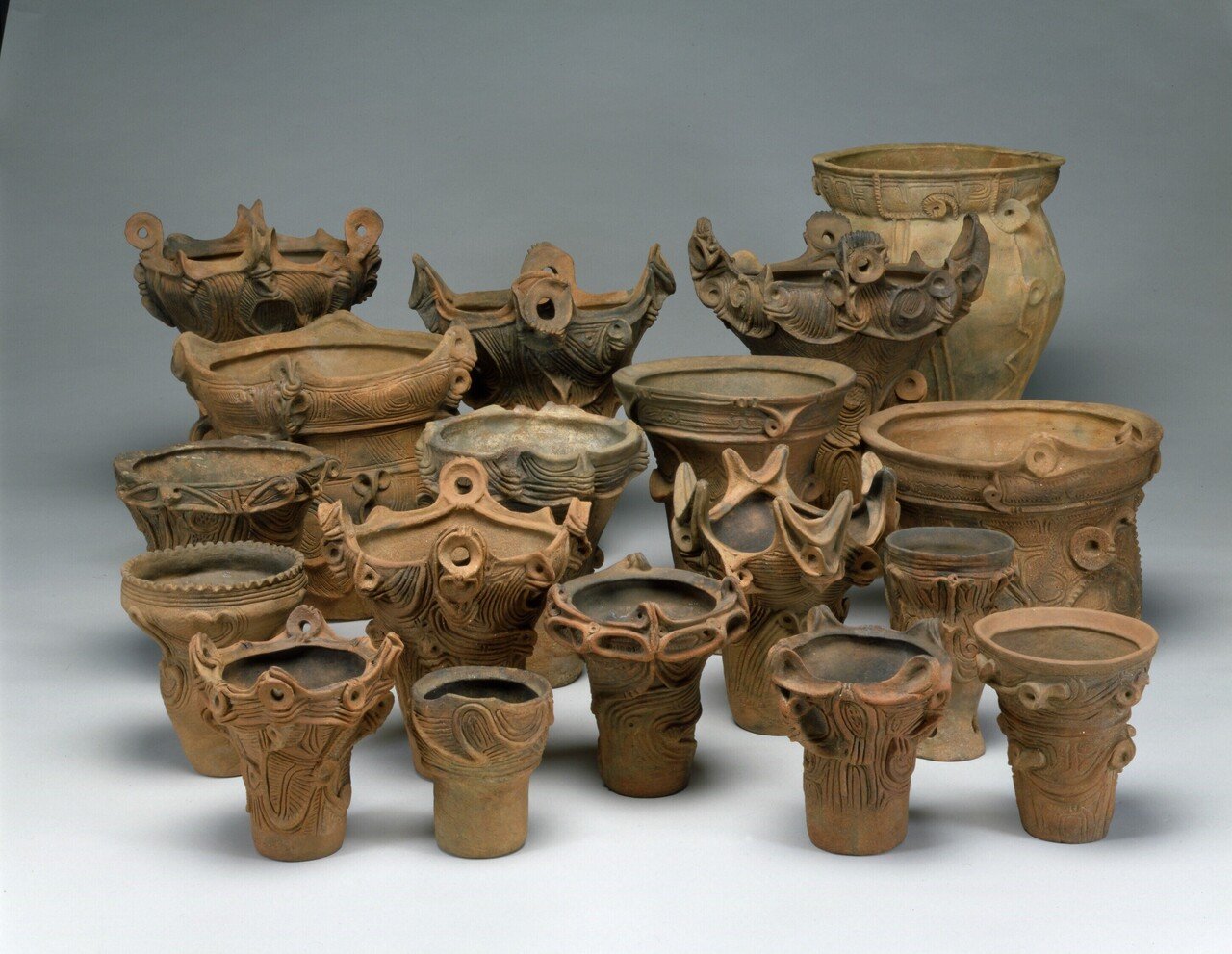 焼町土器 【やけまちどき】｜浅間縄文ミュージアム