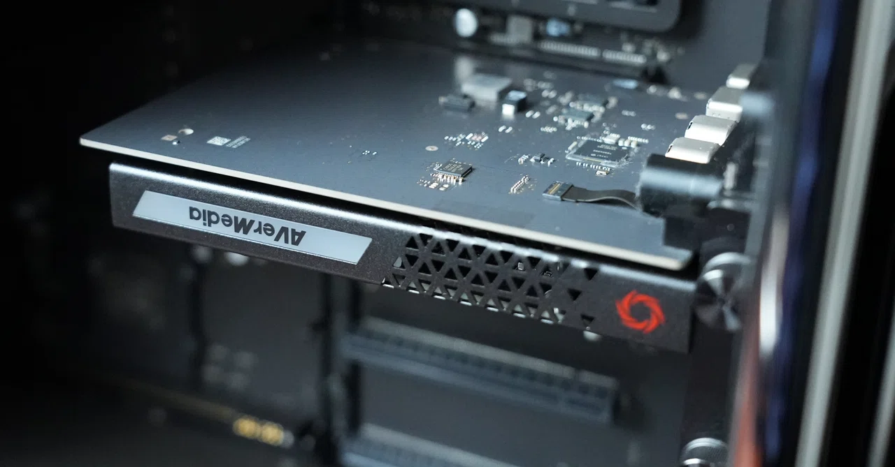 Mac Pro（2019）に4Kキャプチャボード「AverMedia GC573」を接続して