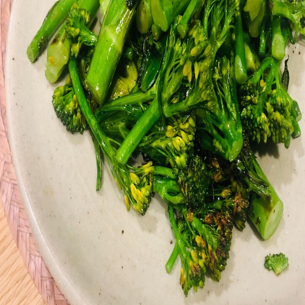 茎ブロッコリーのペペロンチーノ仕立て ブロッコリーのいいとこ取り Kamai サラダがすき Note