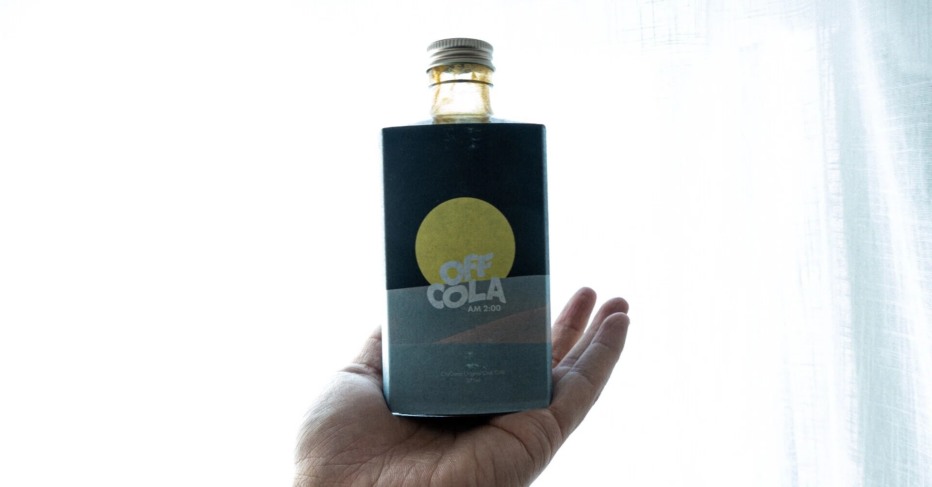 ただただ、開放と浄化を求める“深夜2時的”タイムに。「OFF COLA am 2