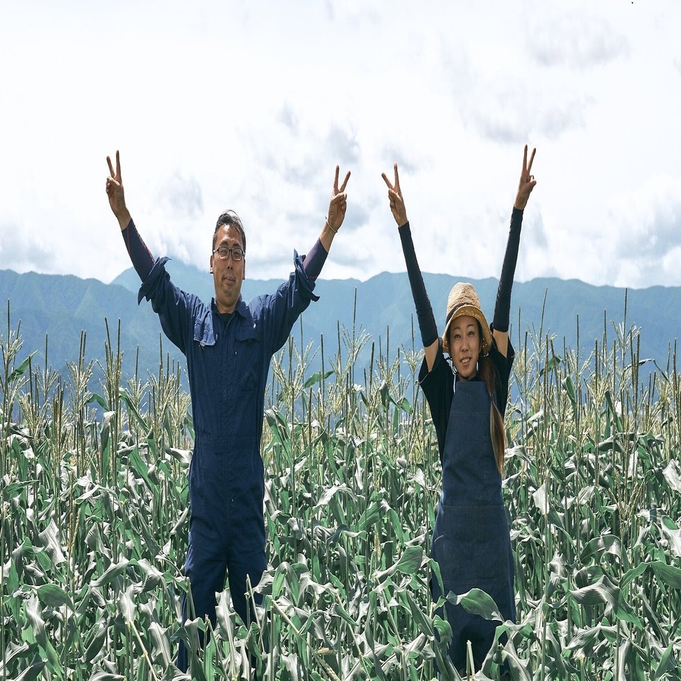 カレンダーの向こう側〜農家のお茶の間〜 Vol.12【五味航さん・あや