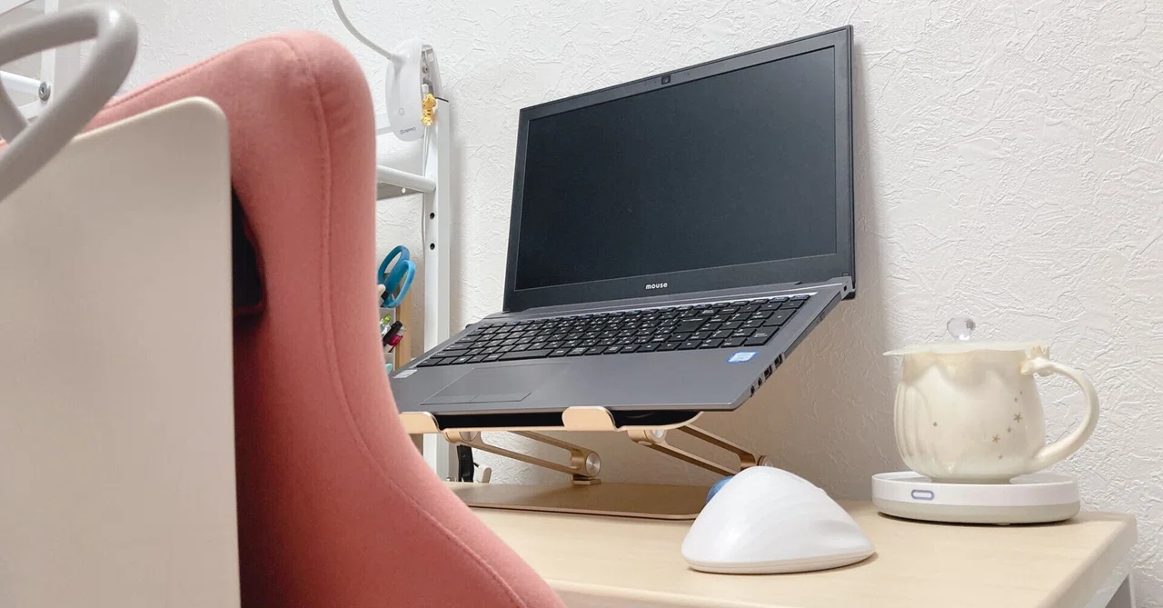 ノートパソコンスタンド ノートPCスタンド 磁気式 折りたたみ ノートパソコンスタンド ノートPCスタンド 磁気式 折りたたみ