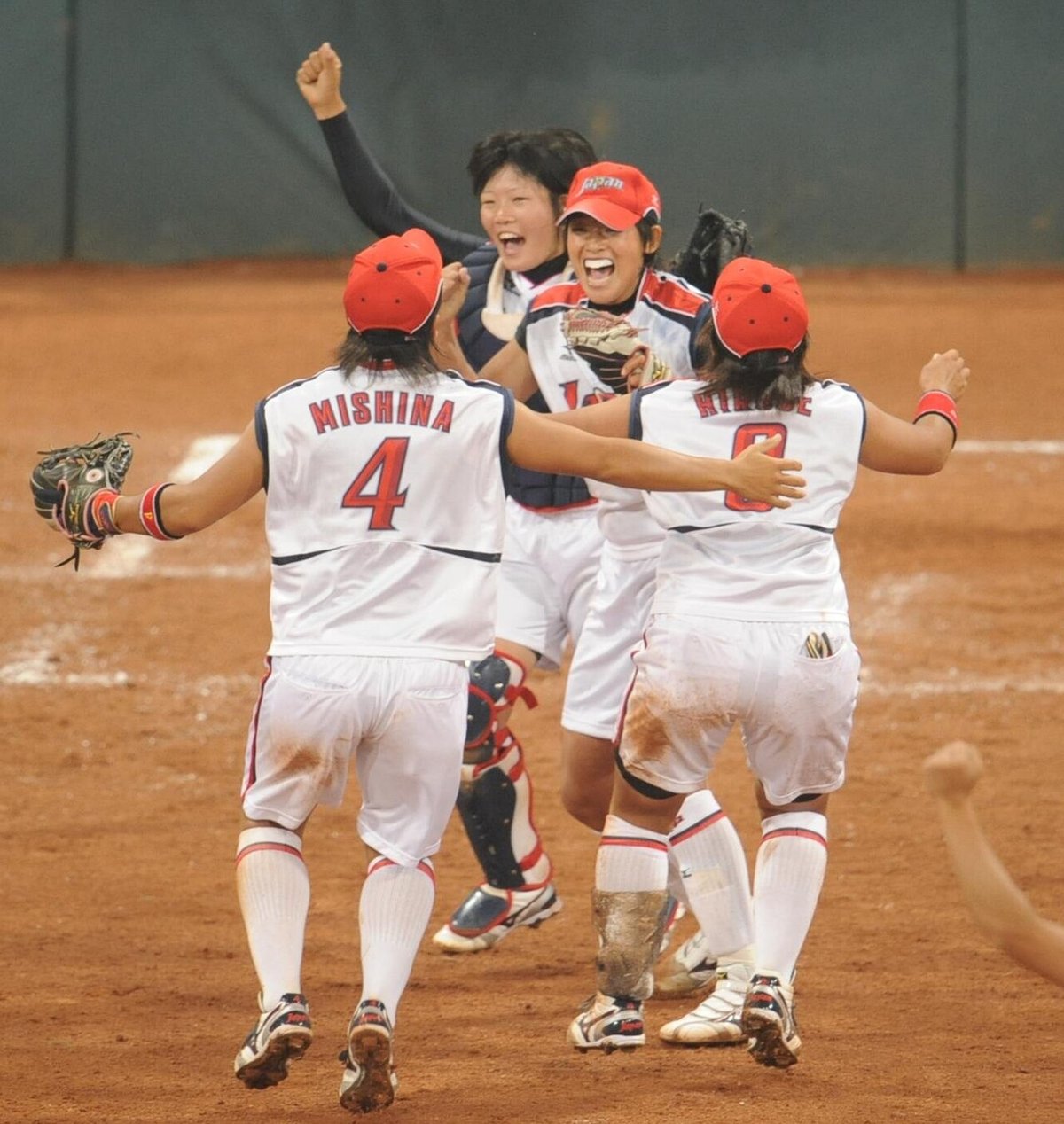 マウンド歓喜北京五輪０８年8月