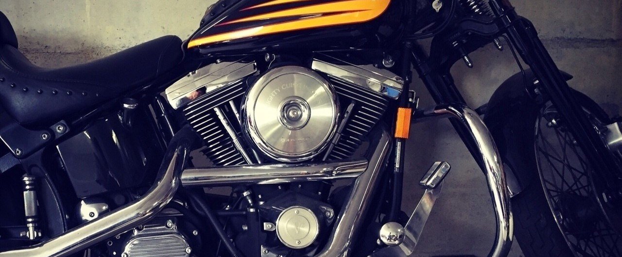 Harley-Davidson ロゴ型　抜き型　灰皿 ハーレーダビッドソン 灰皿 - メルカリ