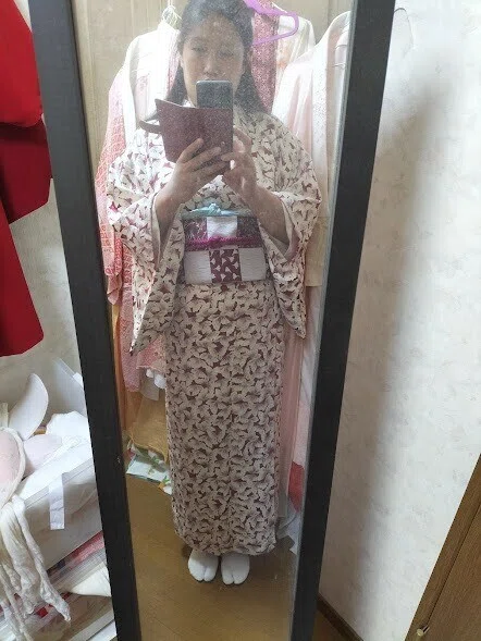 ミ*ベ様 蝶々の小紋作家