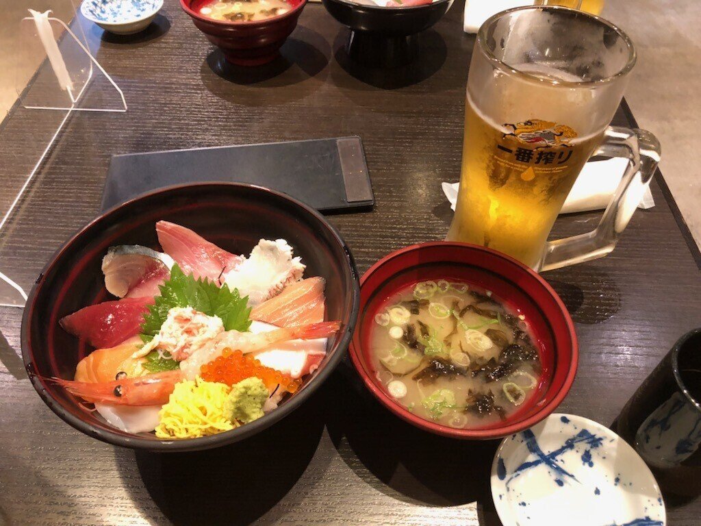 海鮮丼