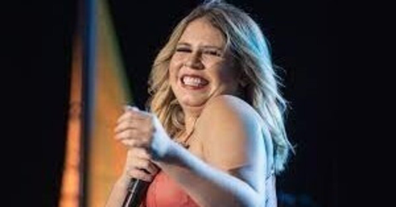 ブラジルのアデル マリリア メンドンサ飛行機墜落死 ブラジル音楽界に悲劇の早逝がまたひとつ The Mainstream 沢田太陽 Note