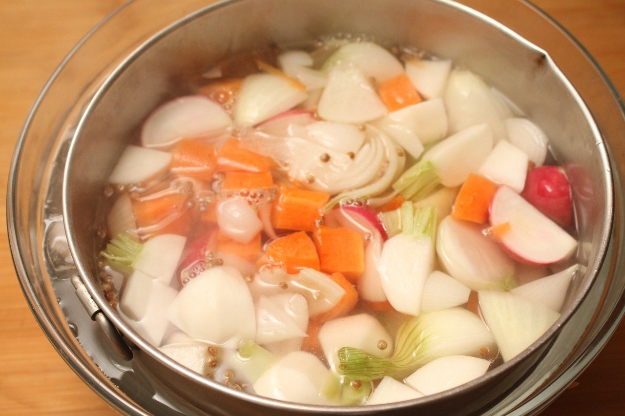 野菜の薄味マリネ 樋口直哉 Travelingfoodlab Note 野菜の薄味マリネ 樋口直哉 Travelingfoodlab Note