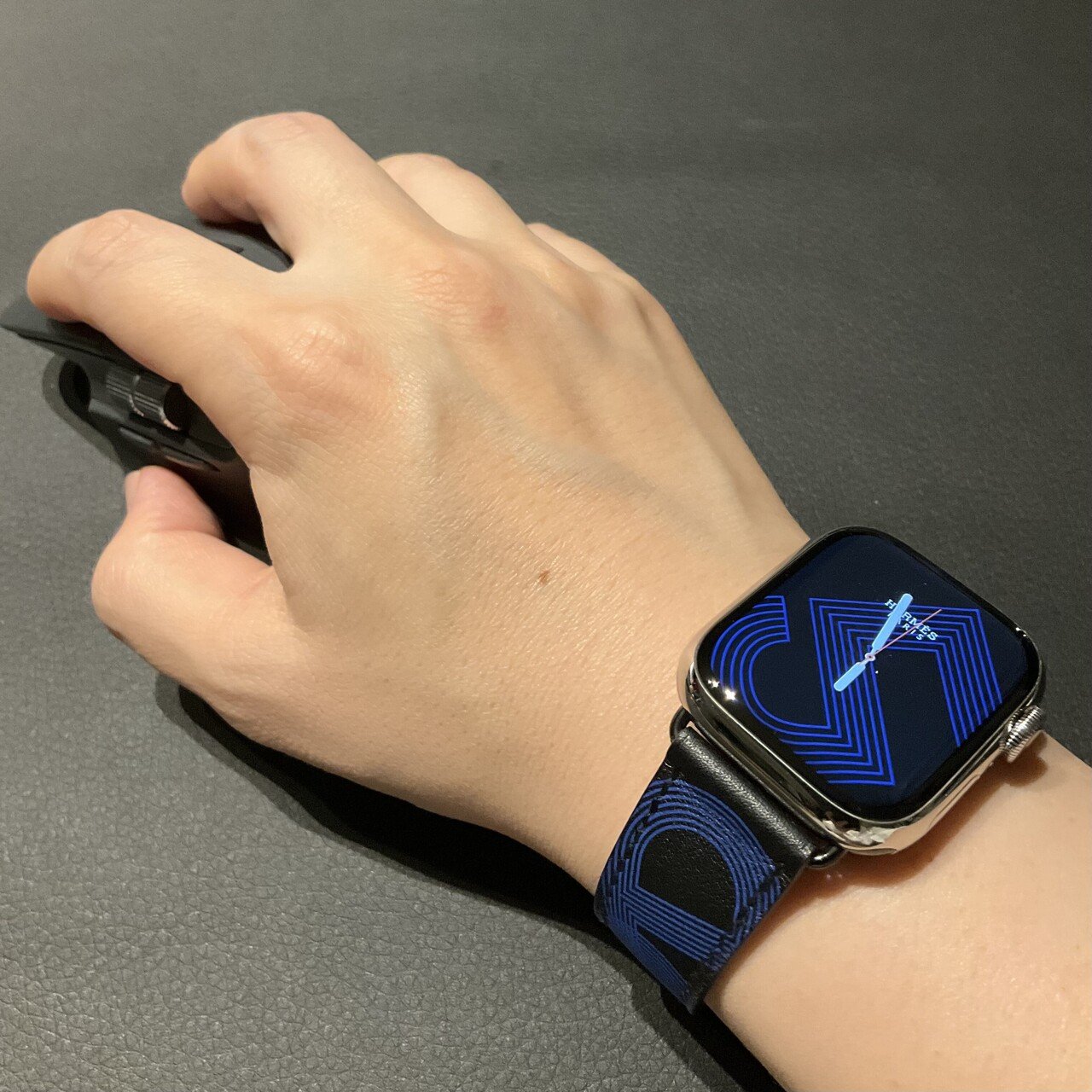 Apple Watch HERMES series7 革ベルト 青サーキットH-
