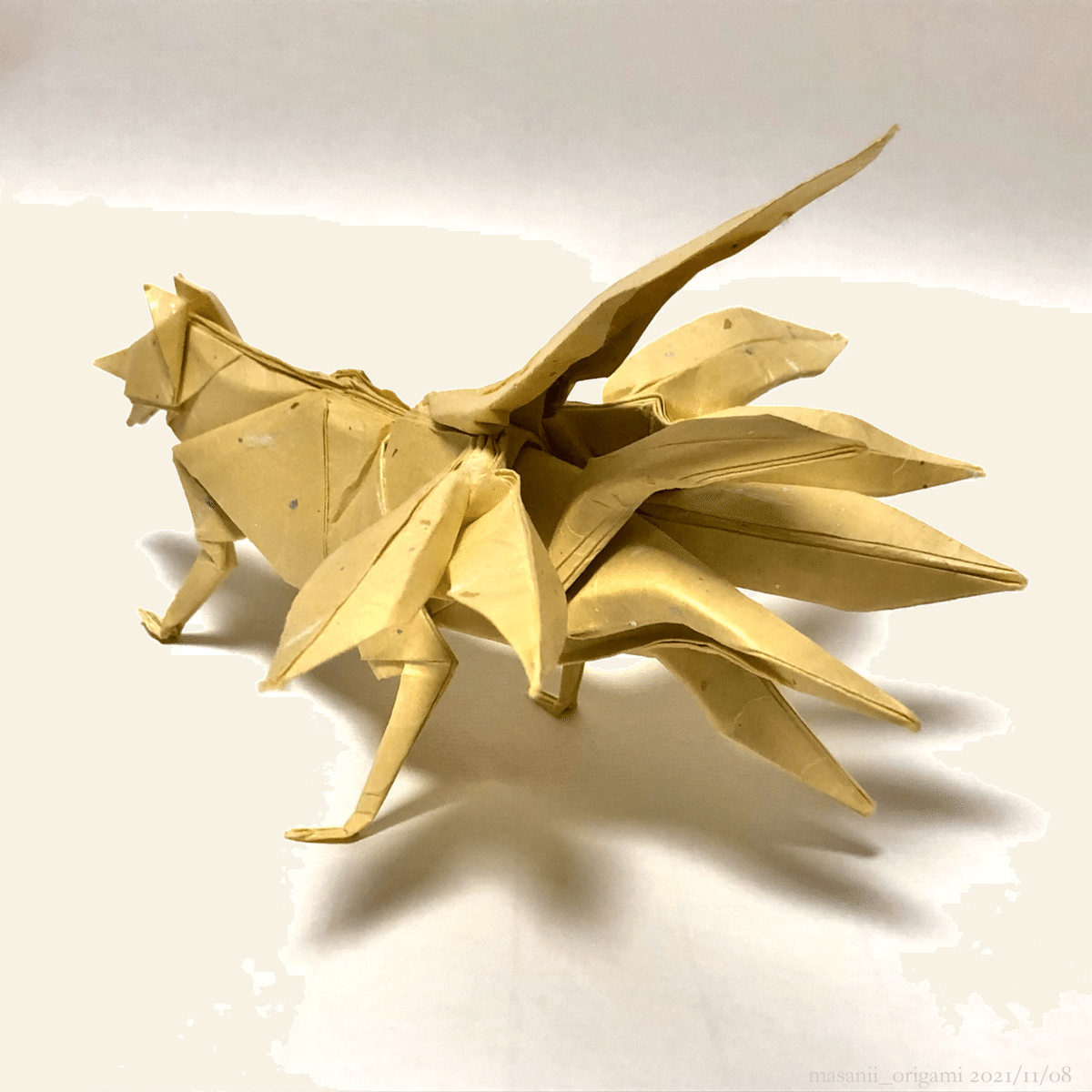 和紙で折りなす神話の世界〜川畑文昭「九尾の狐〜／Nine-Tailed