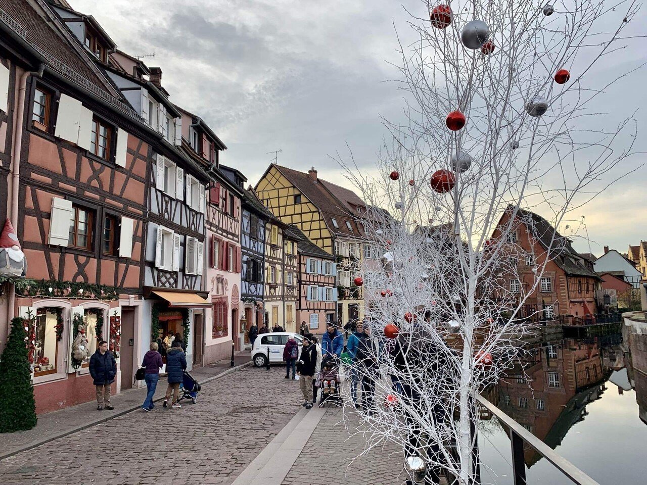 アルザスの休日 1 コルマール 運河沿いに佇むロマンチックなホテルで甘い夢を Mana まな 旅と日々 Note アルザスの休日 1 コルマール 運河沿いに佇むロマンチックなホテルで甘い夢を Mana まな 旅と日々 Note