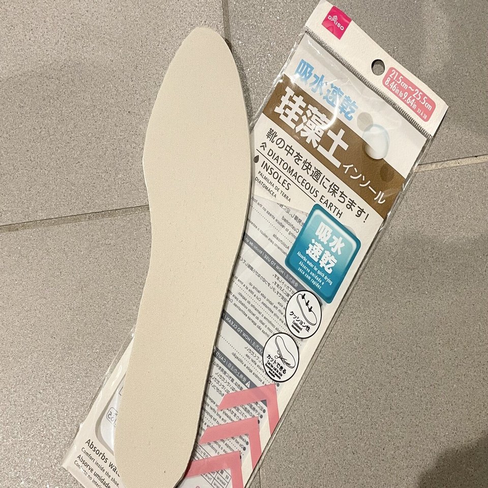 靴のキュッキュッって音を消す方法 Pictoria Note