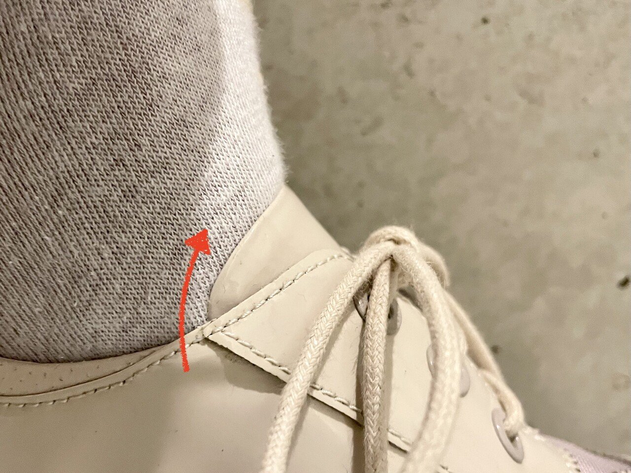 靴のキュッキュッって音を消す方法 Pictoria Note 靴のキュッキュッって音を消す方法 Pictoria Note