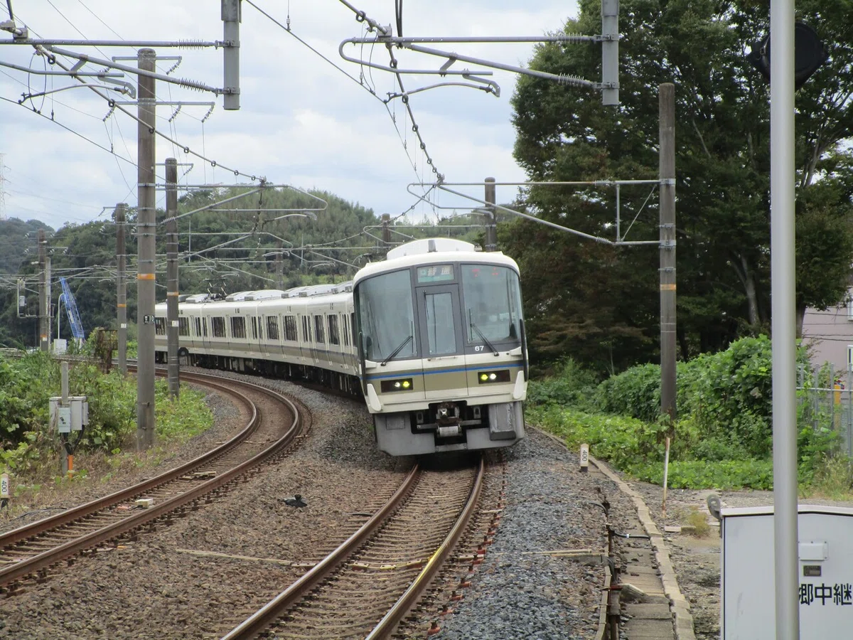普通王寺行き三郷駅