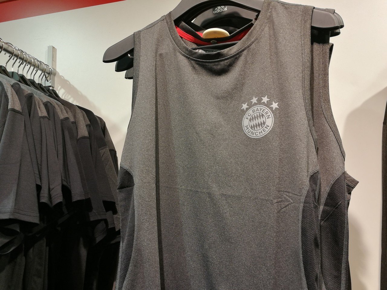 バイエルン・ミュンヘンのグッズ展開｜熊本拓真