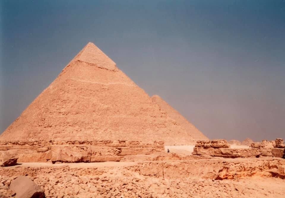 ピラミッドと大都会の喧騒と 〜 エジプト, ギザとカイロ, 1983年10月18