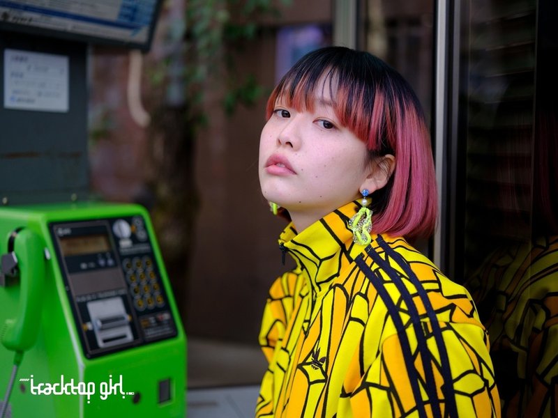 ジャージ女子の写真サイト Tracktop Girl ロゴ制作と 背景ストーリー つなぐよ ロゴ制作とストーリー発信 Note ジャージ女子の写真サイト Tracktop Girl ロゴ制作と 背景ストーリー つなぐよ ロゴ制作とストーリー発信 Note